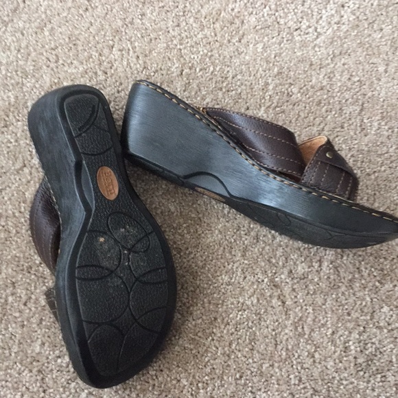 Sandals - Picture 2 of 2